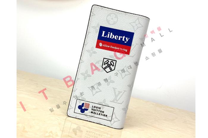̺ ¥    M67823