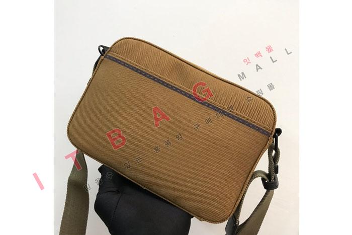   ī޶  BU70104