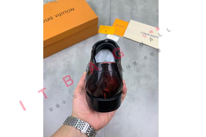 ̺   MYB6555