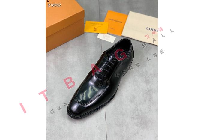 ̺   MYB6556