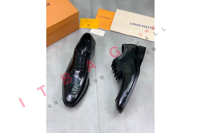 ̺   MYB6556