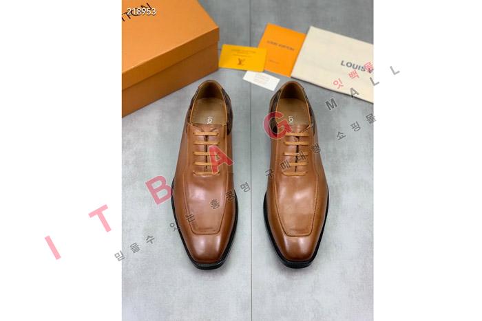 ̺   MYB6557