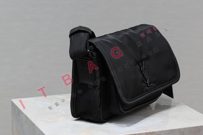 Իζ Ű    633151-11 