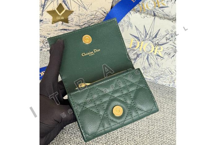  Caro Glycine   A82374-5